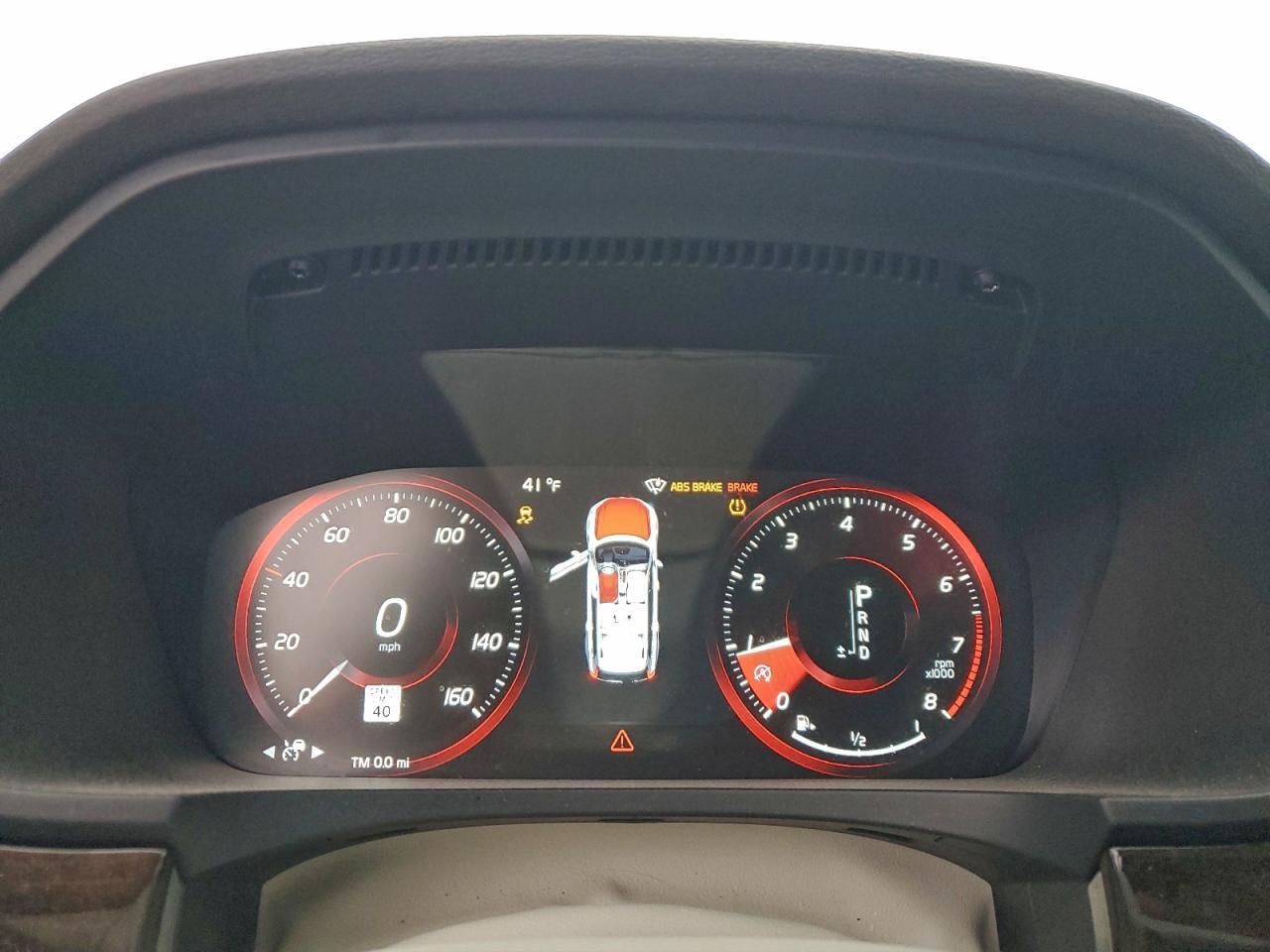 2018 VOLVO S90
