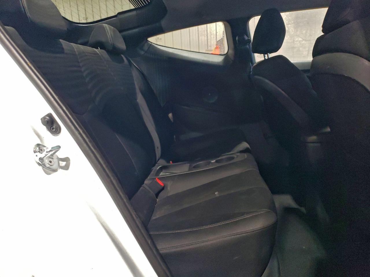 2013 HYUNDAI VELOSTER