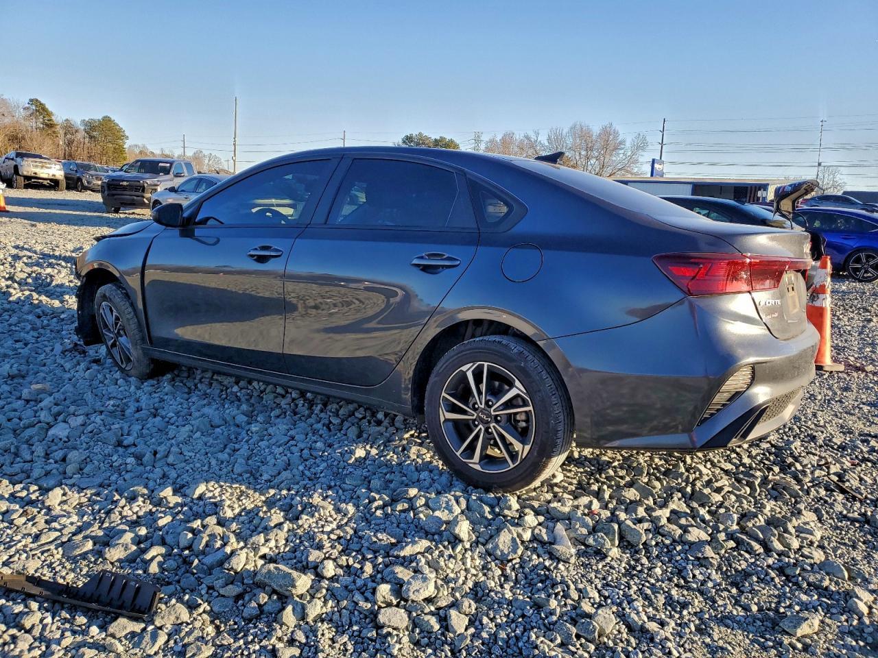 2023 KIA FORTE