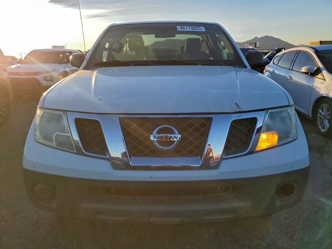 2016 NISSAN Frontier