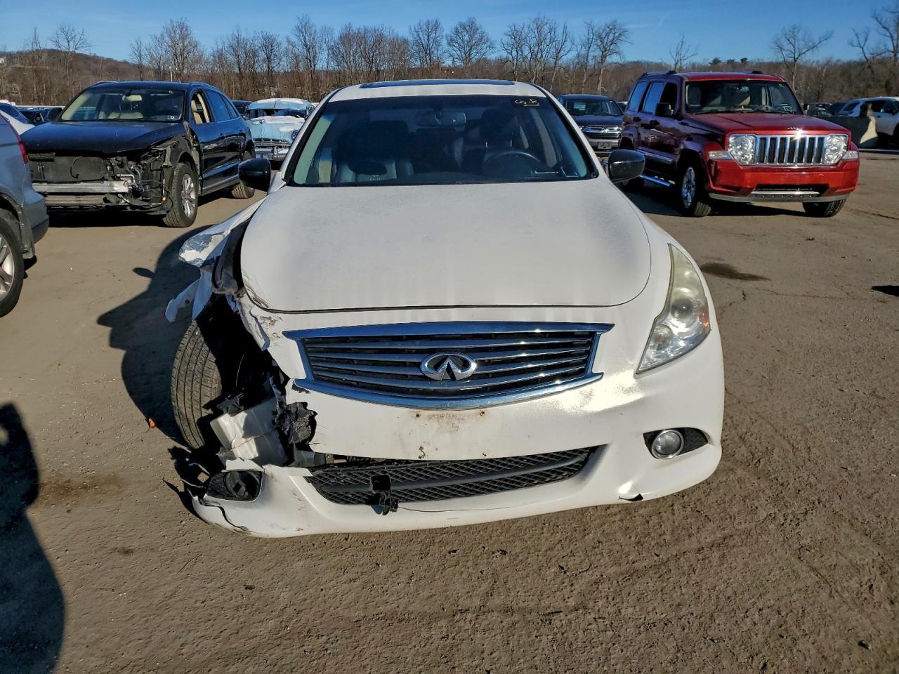 2012 INFINITI