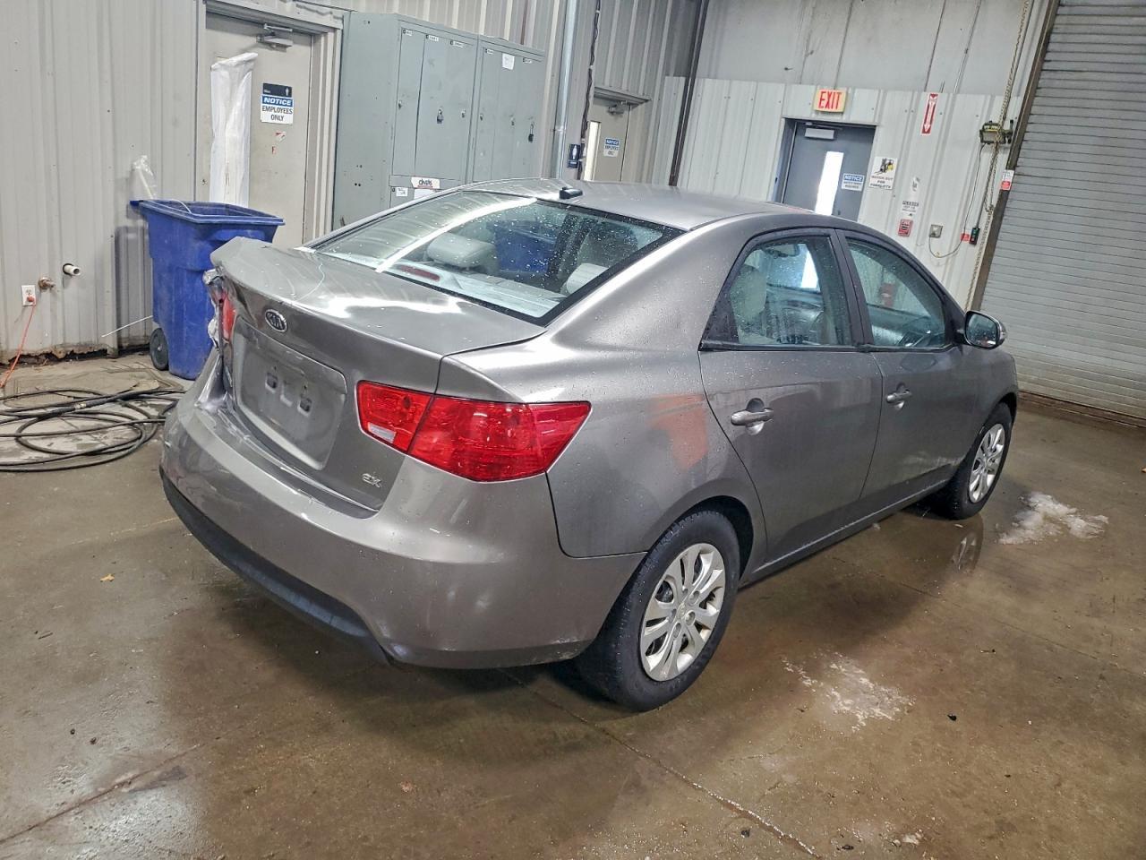 2010 KIA FORTE