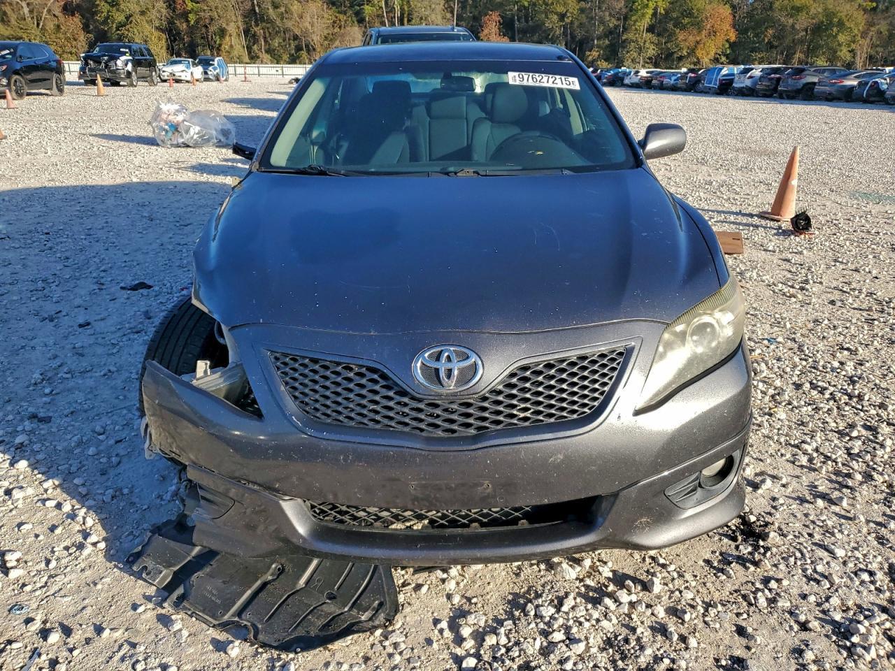 2011 TOYOTA CAMRY