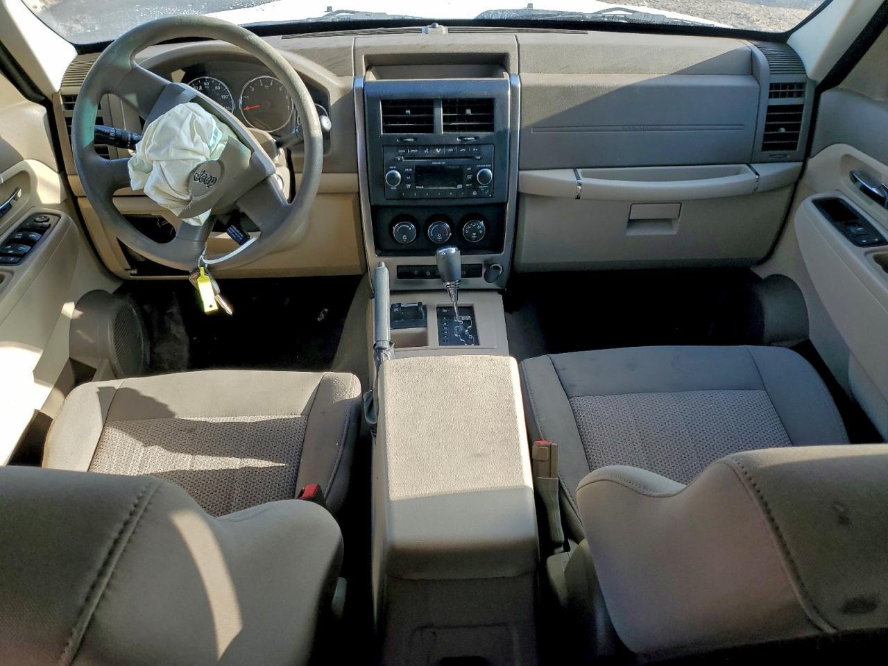 2009 JEEP Liberty