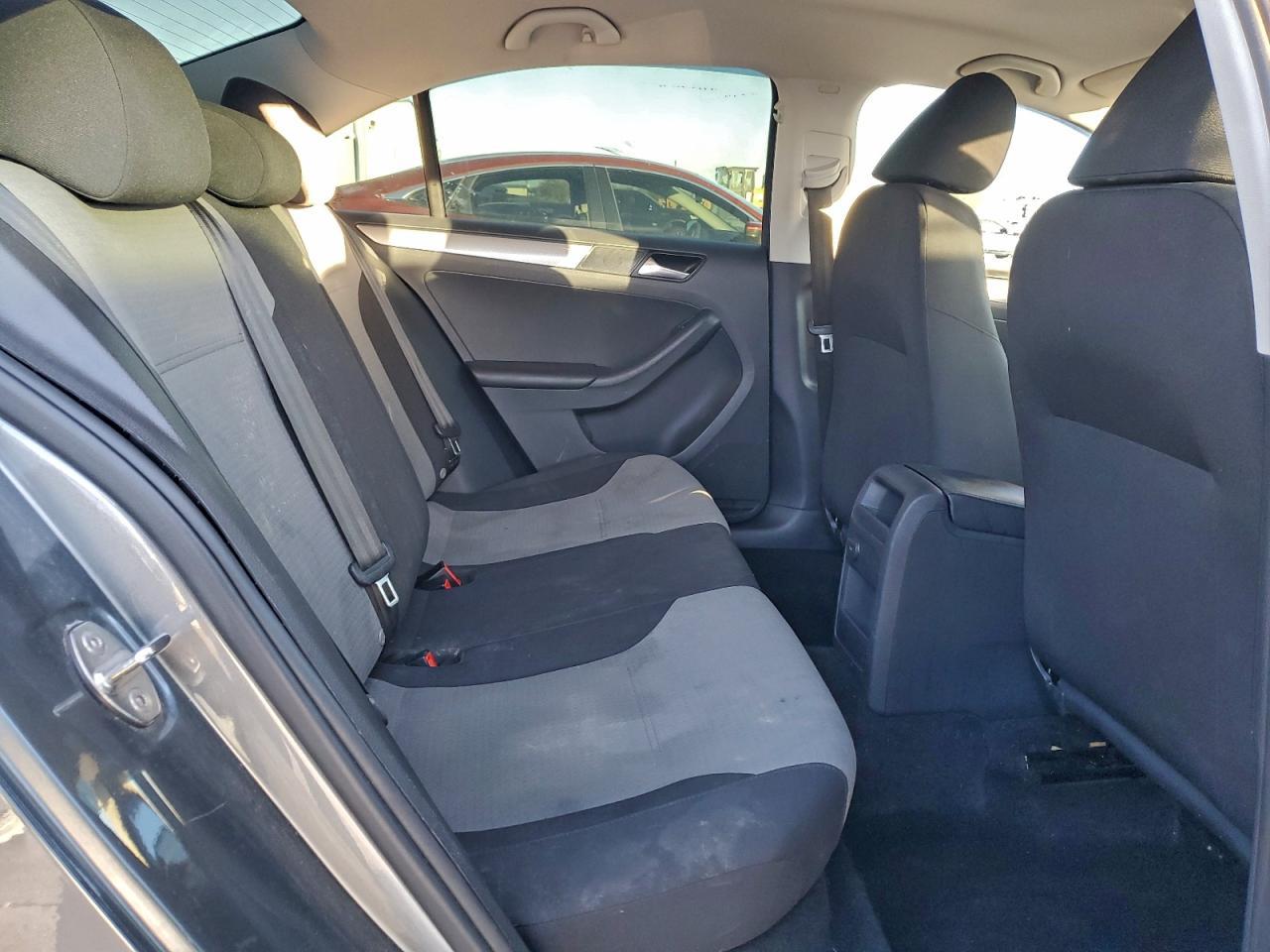 2018 VOLKSWAGEN JETTA