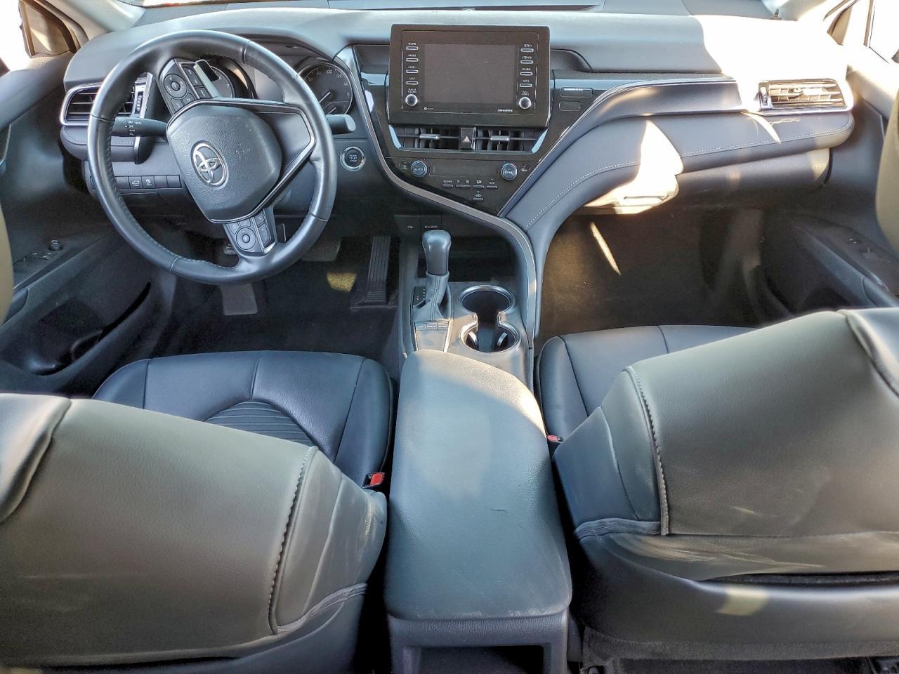 2024 TOYOTA CAMRY