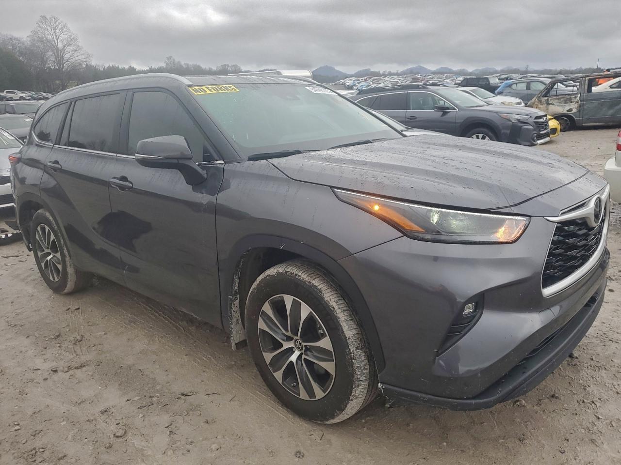 2024 TOYOTA HIGHLANDER