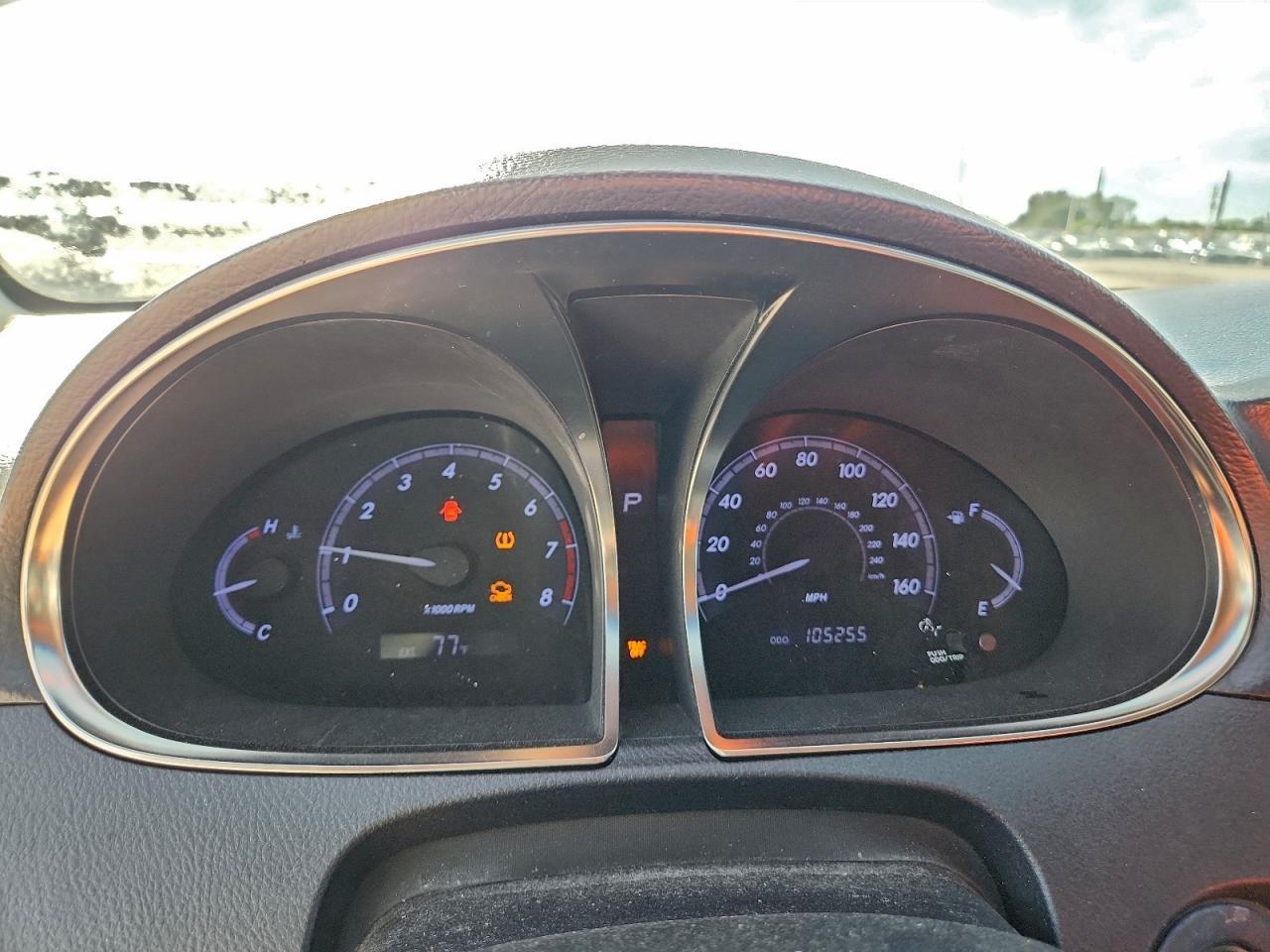 2012 TOYOTA Avalon