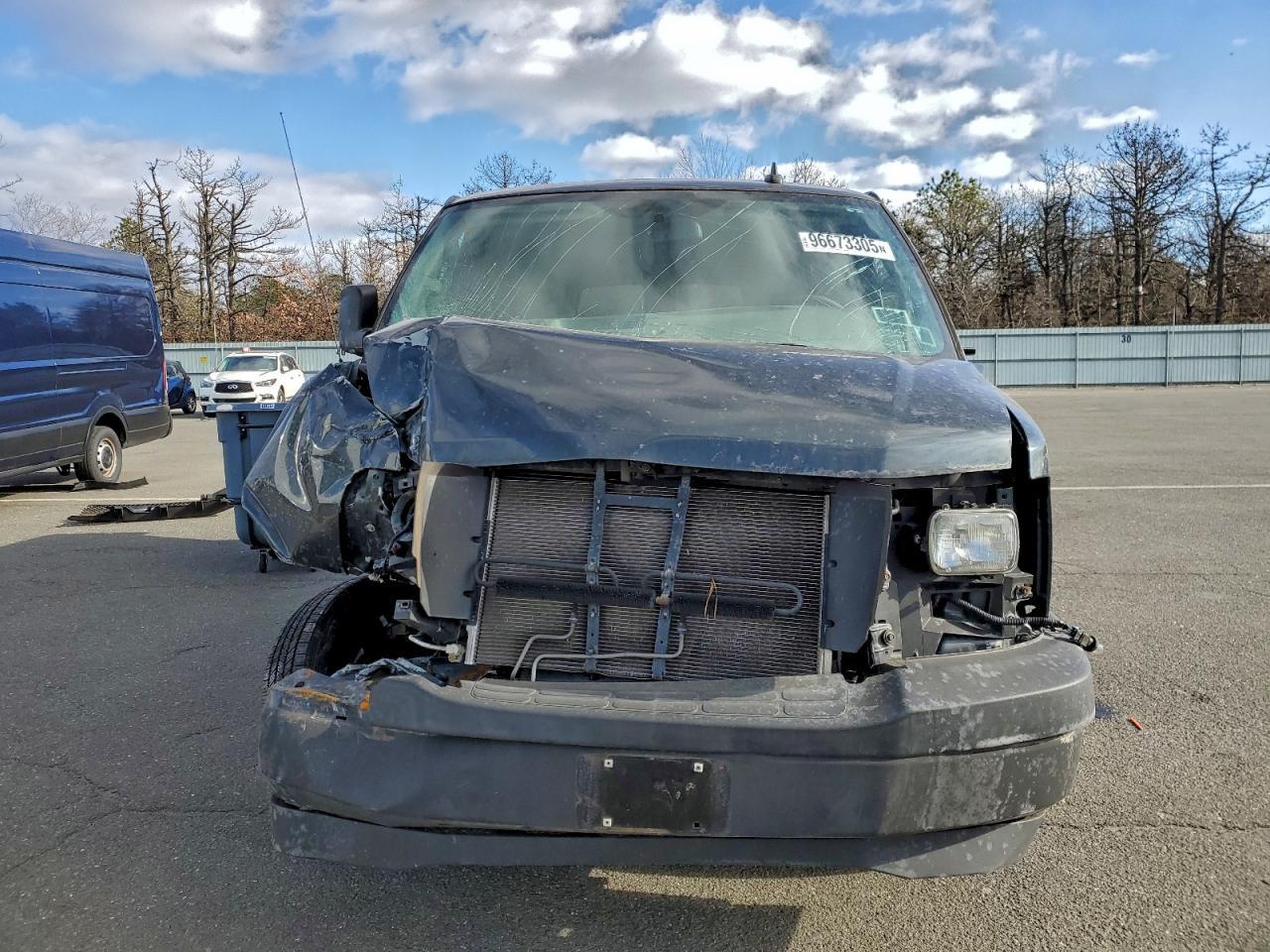 2017 CHEVROLET Express 3500