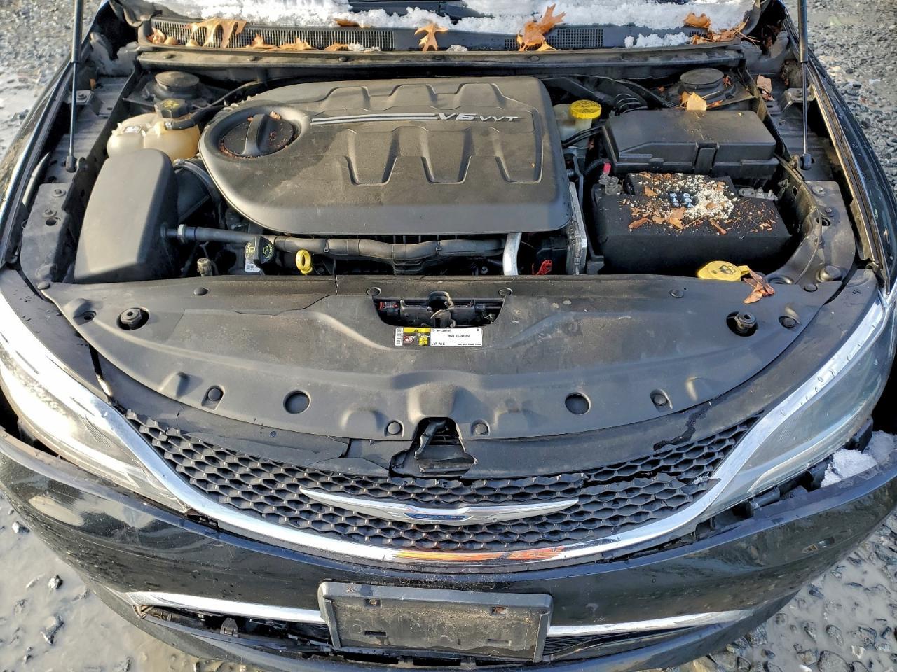 2015 CHRYSLER 200