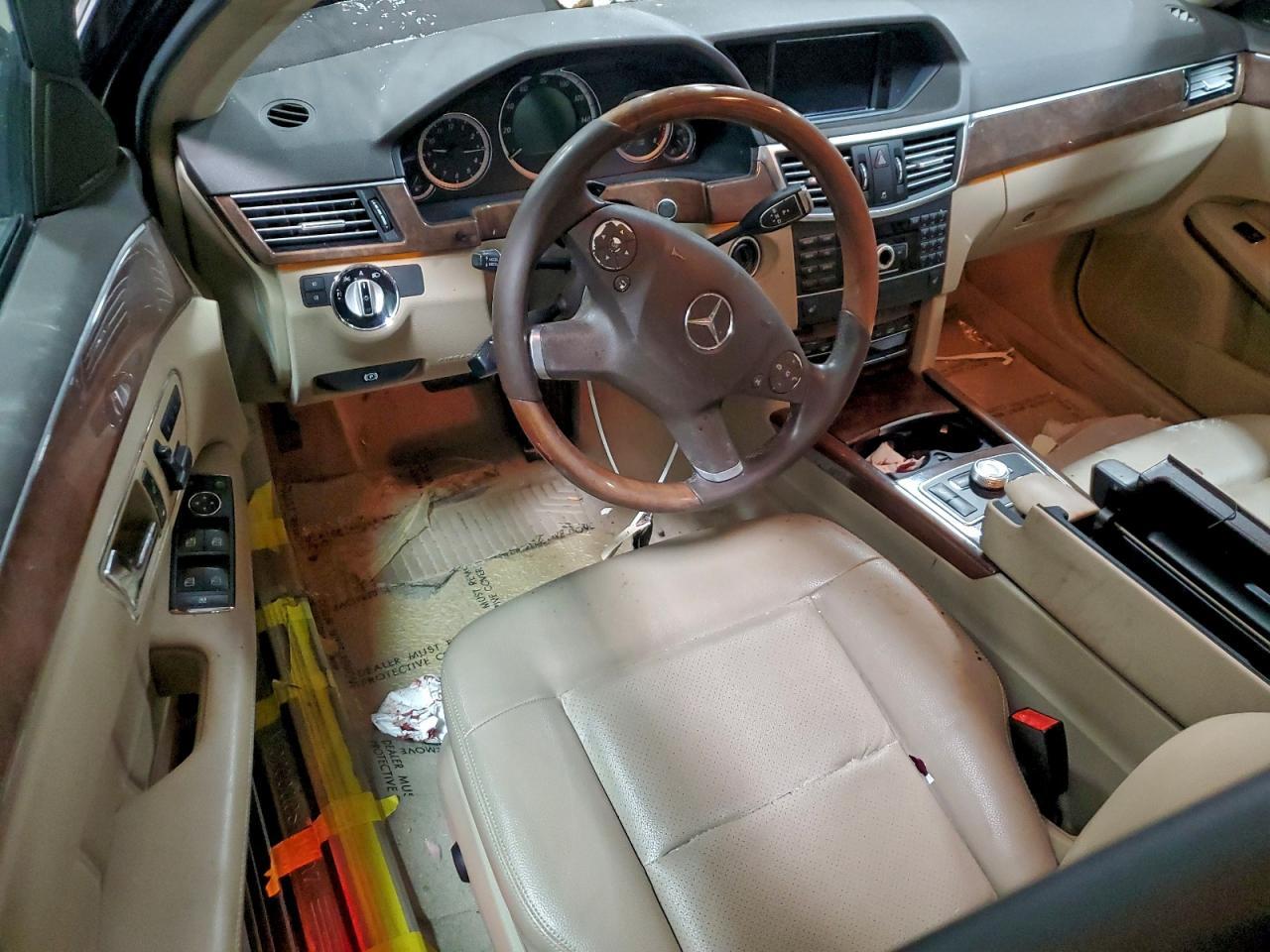 2010 MERCEDES-BENZ E-Class