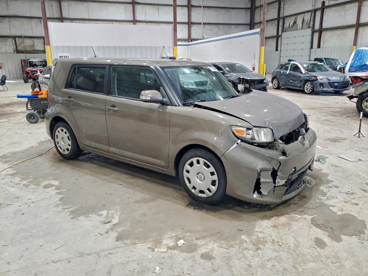 2013 SCION xB