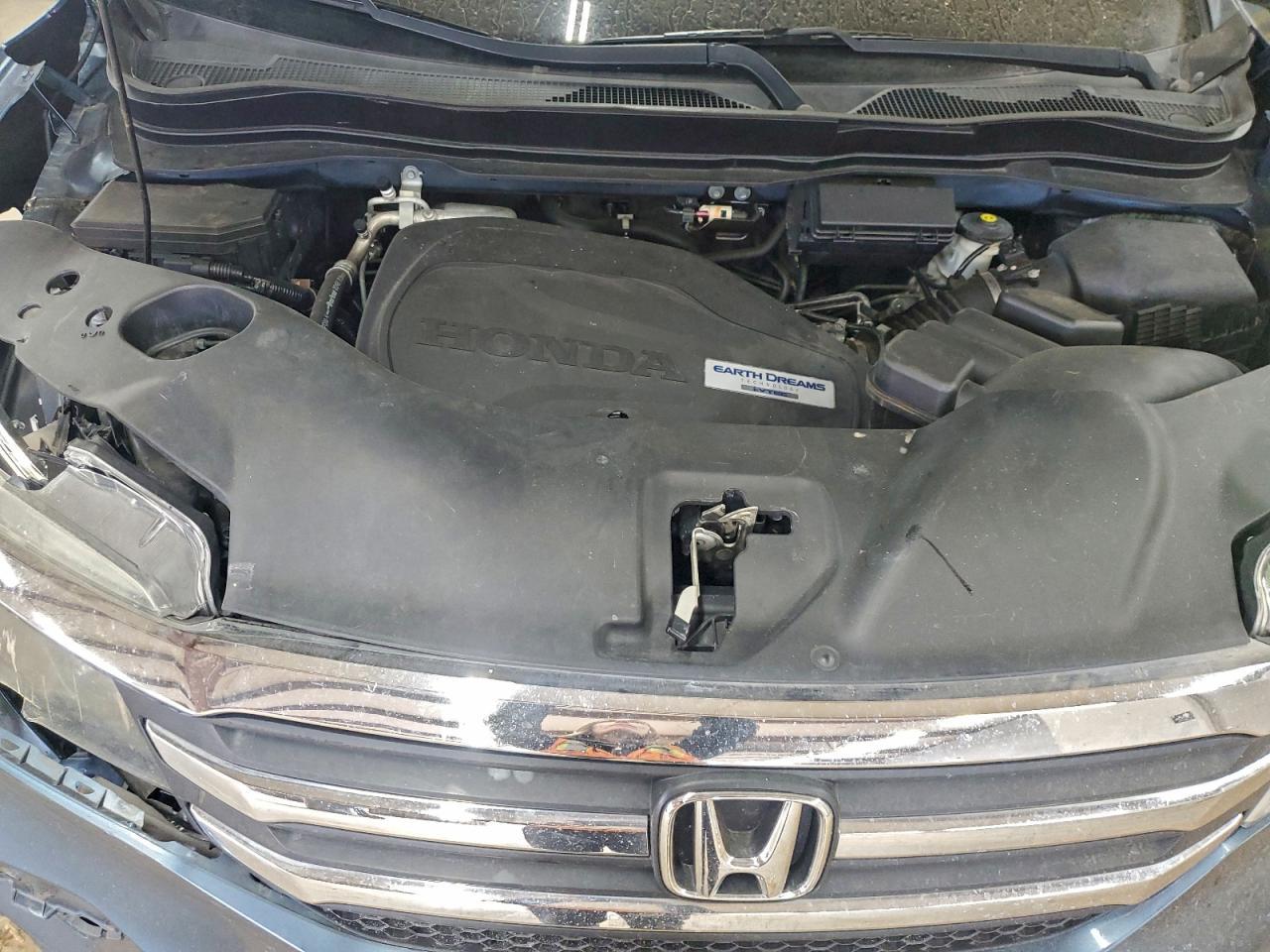 2016 HONDA PILOT