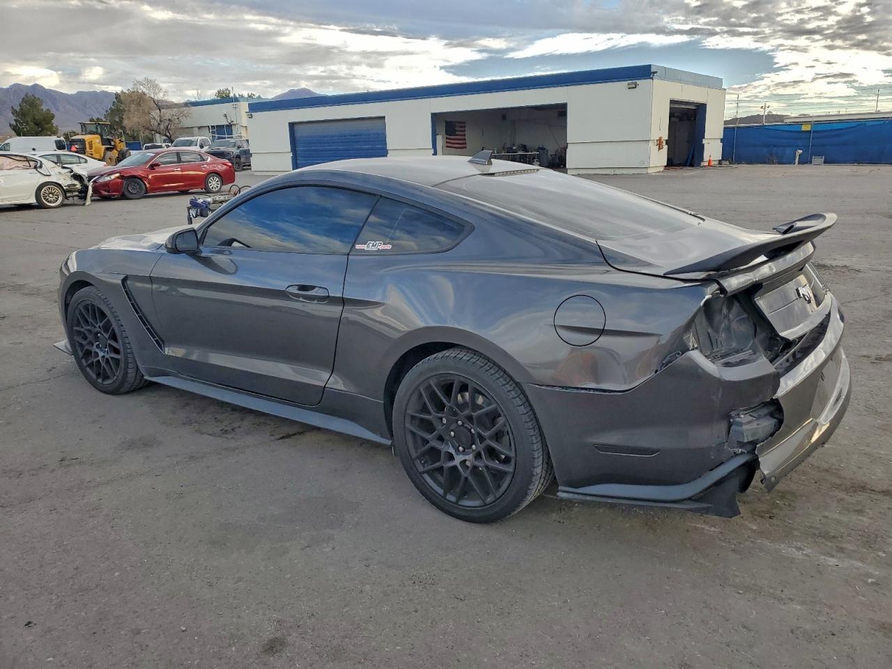 2020 FORD MUSTANG