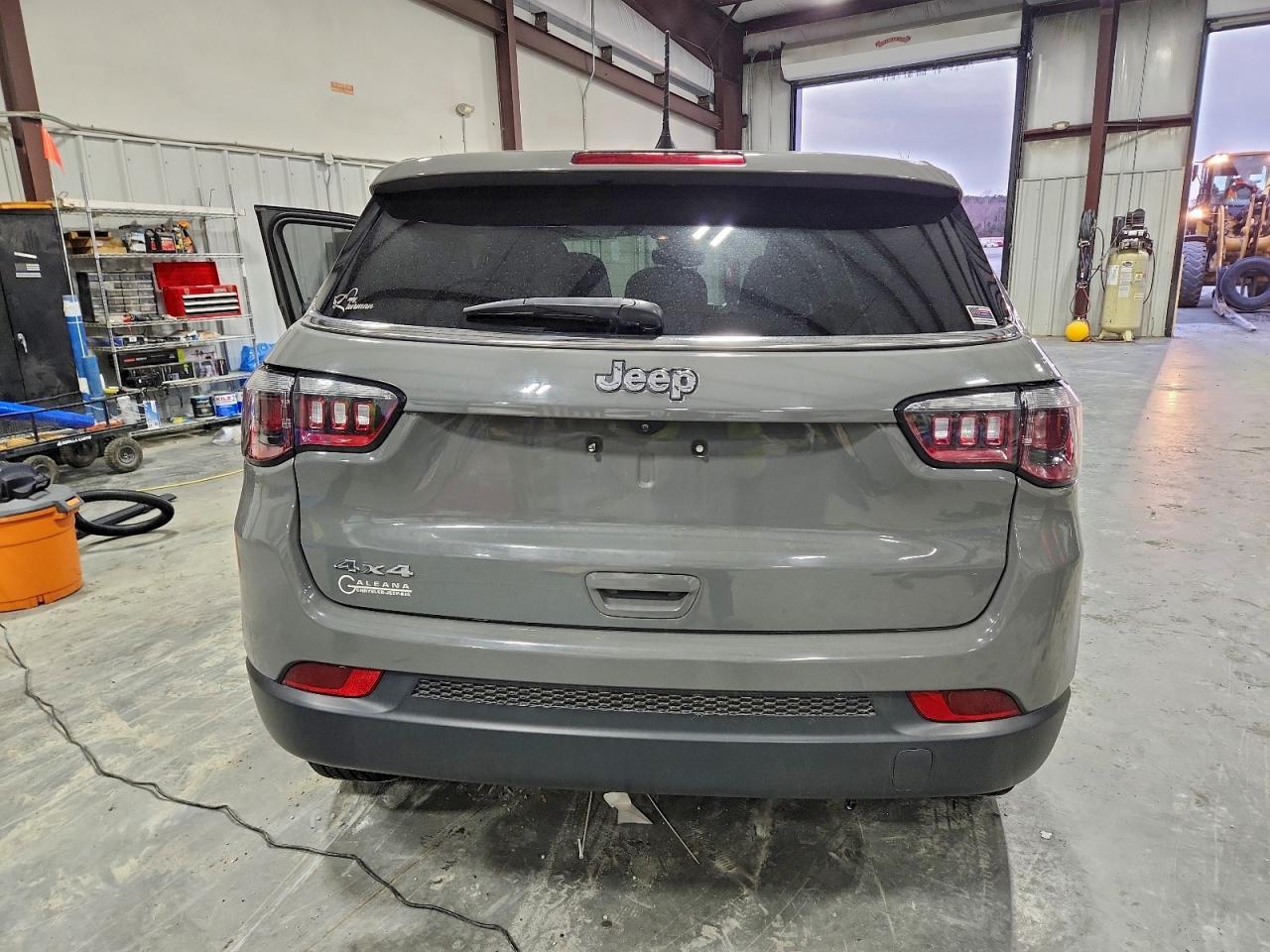 2023 JEEP Compass