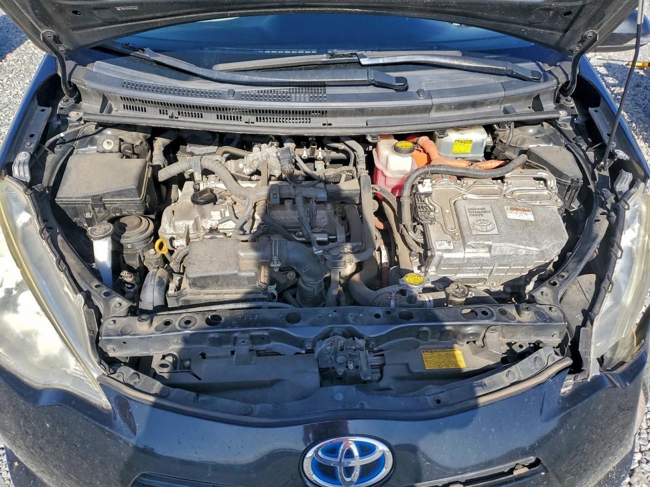 2013 TOYOTA Prius c