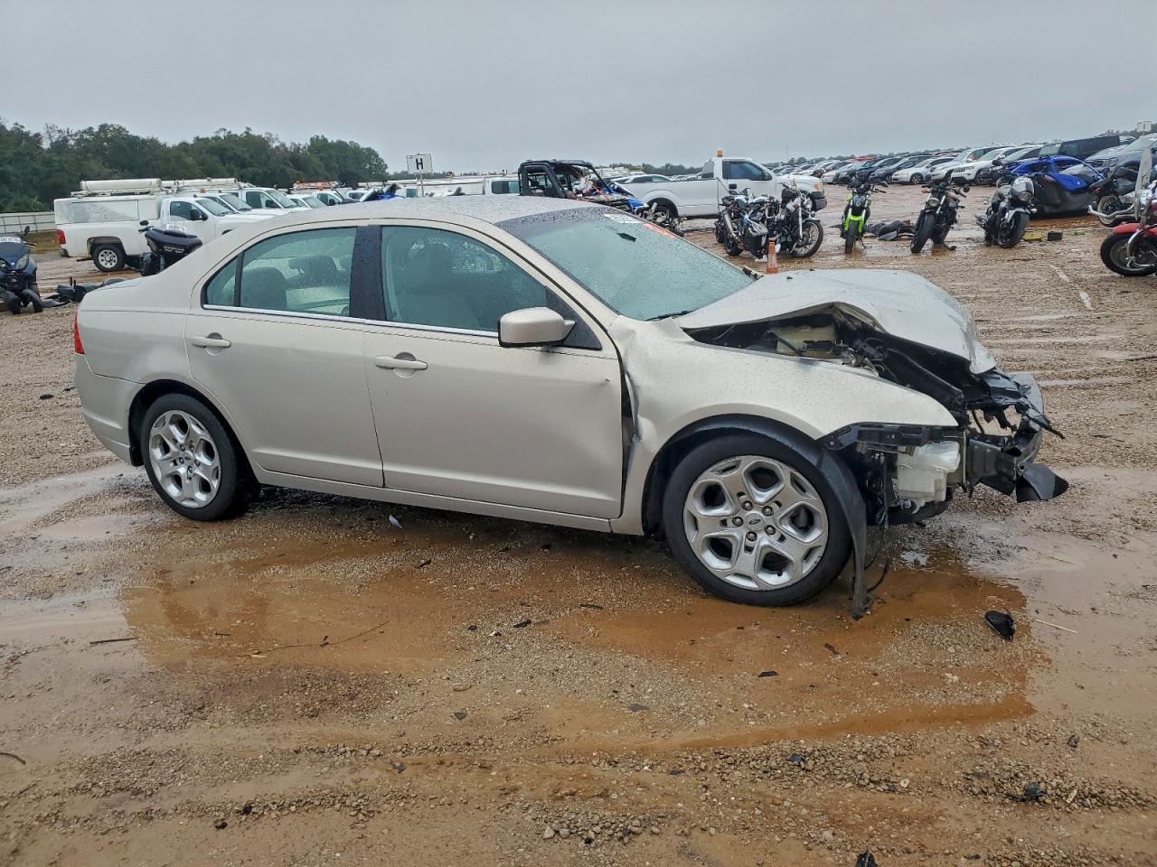 2010 FORD FUSION