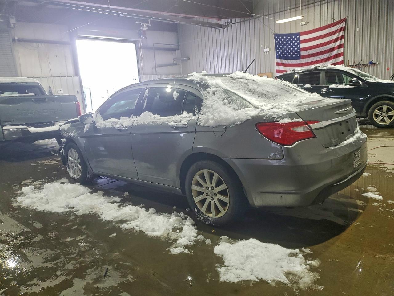 2013 CHRYSLER 200