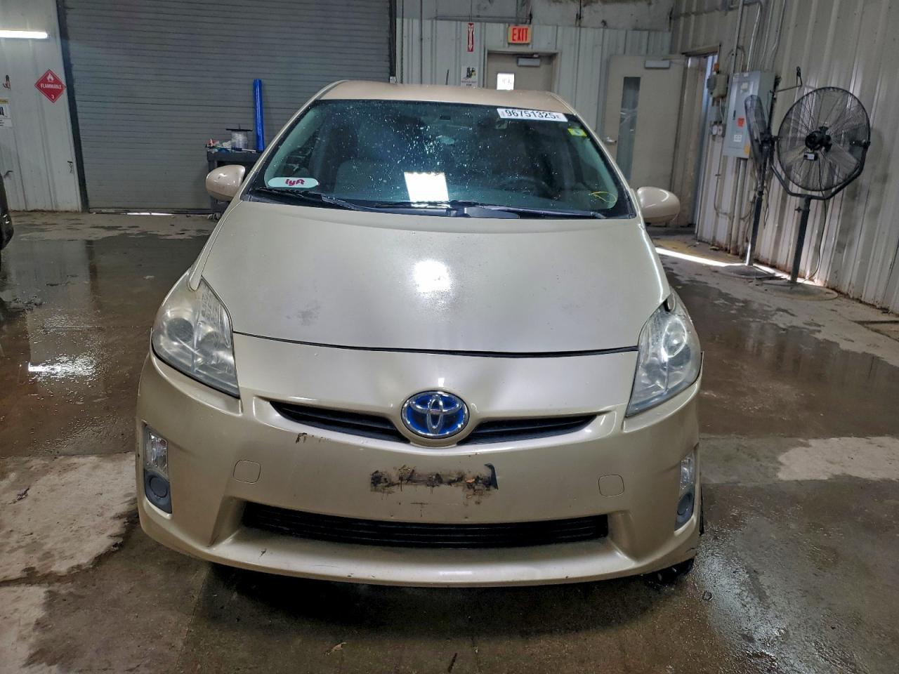 2011 TOYOTA PRIUS