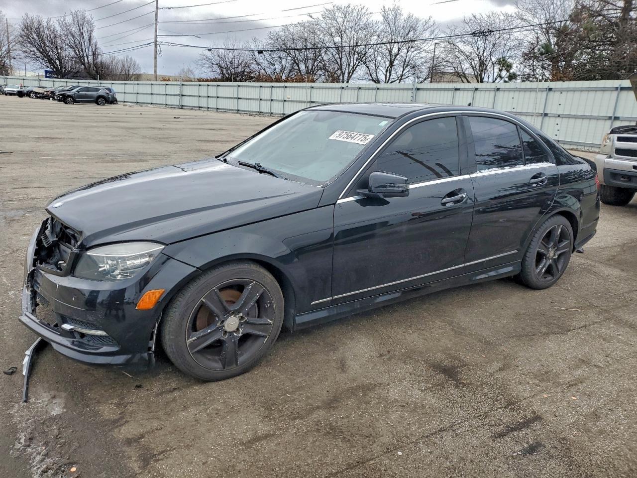 2011 MERCEDES-BENZ C-CLASS