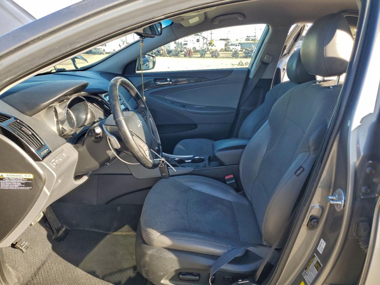 2014 HYUNDAI SONATA