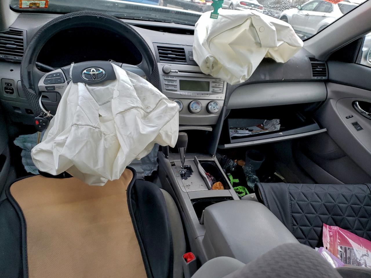 2010 TOYOTA CAMRY