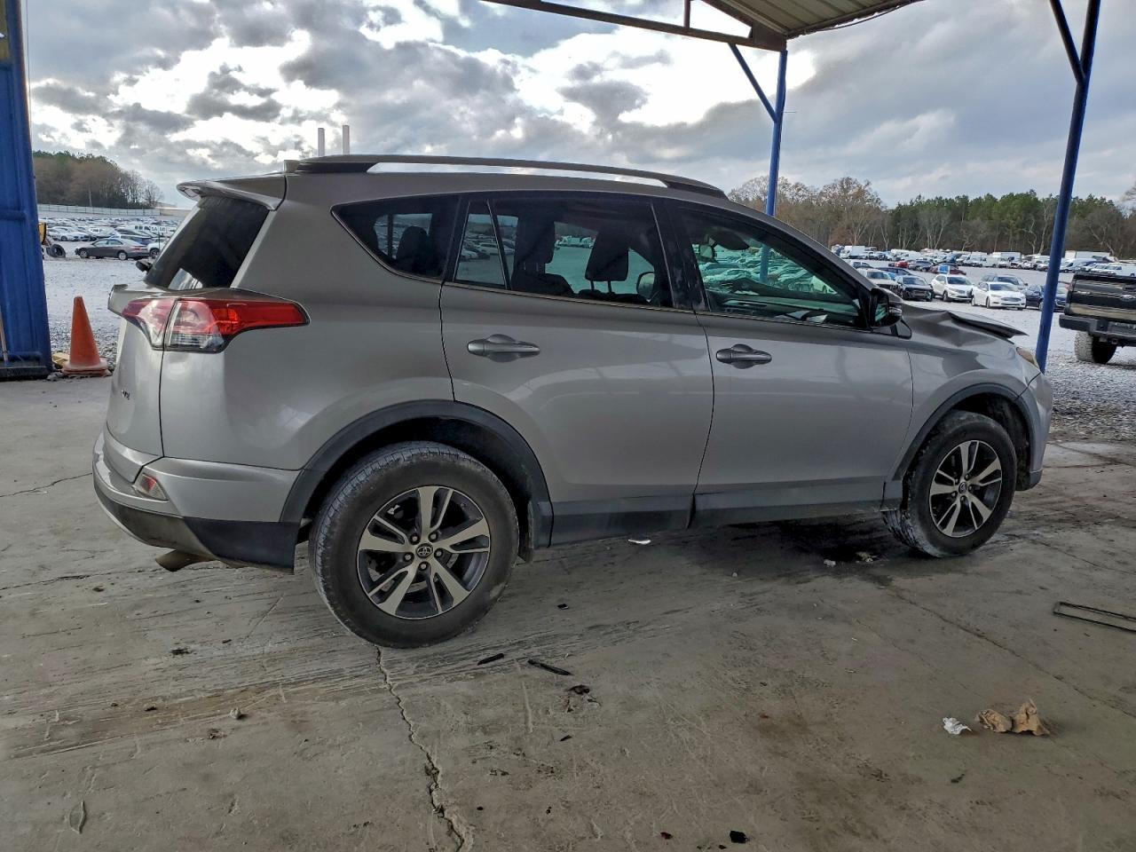 2018 TOYOTA RAV4