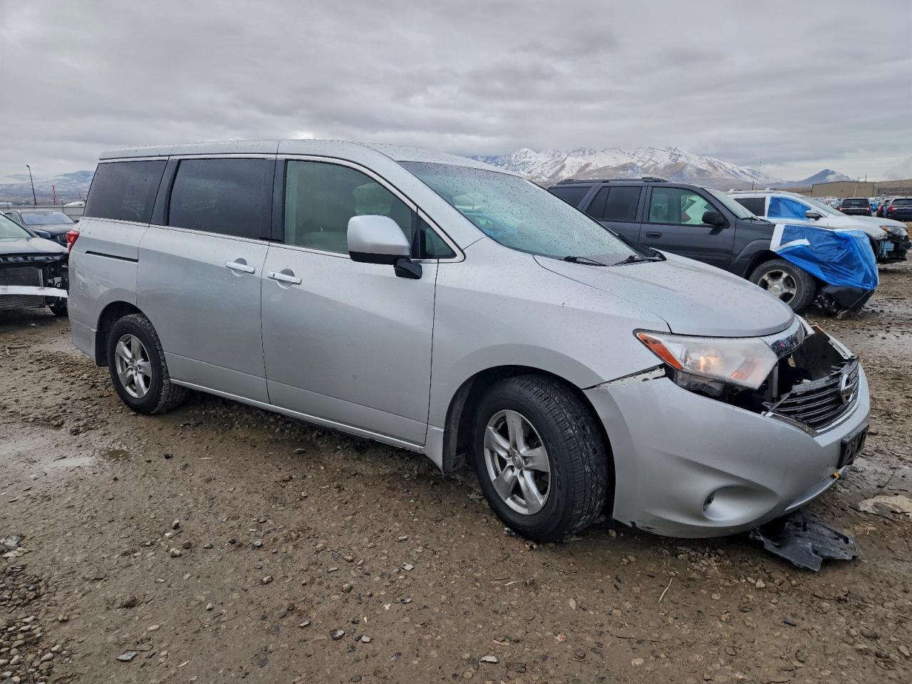2015 NISSAN Quest