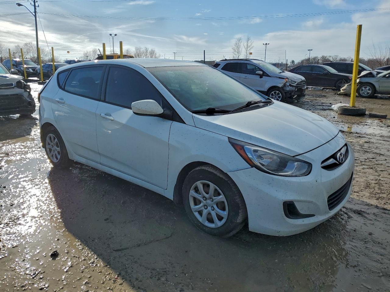2012 HYUNDAI ACCENT