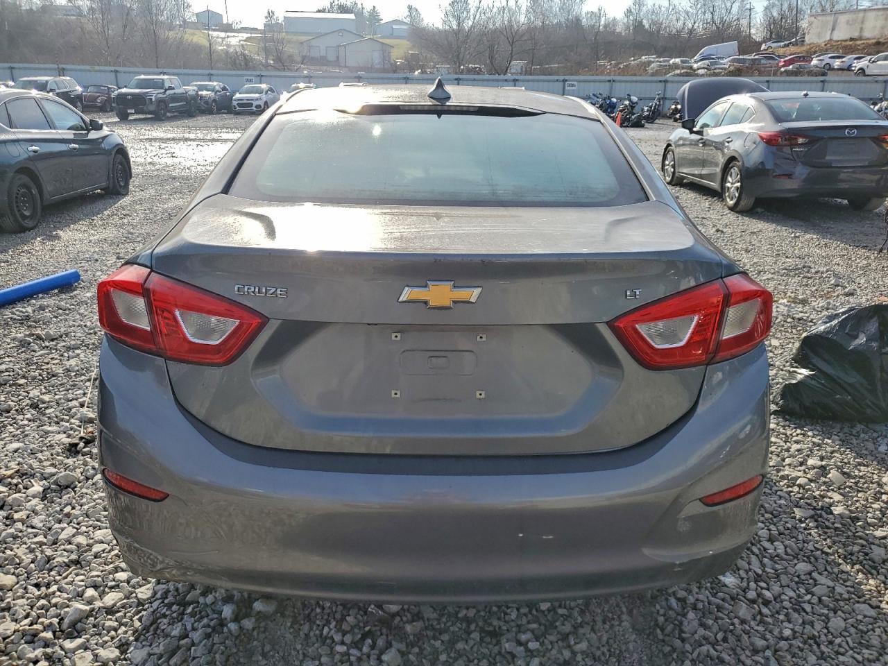 2018 CHEVROLET CRUZE