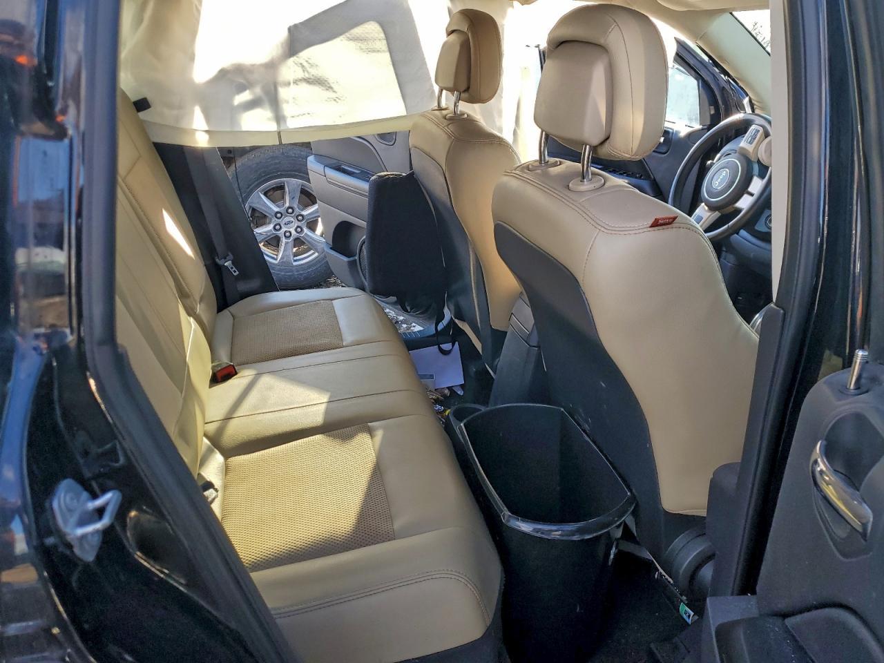 2016 JEEP Compass