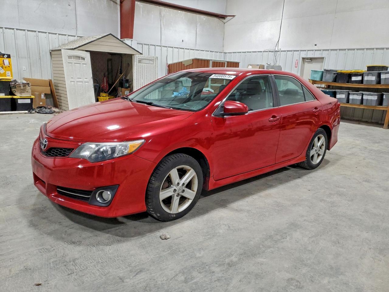 2014 TOYOTA CAMRY