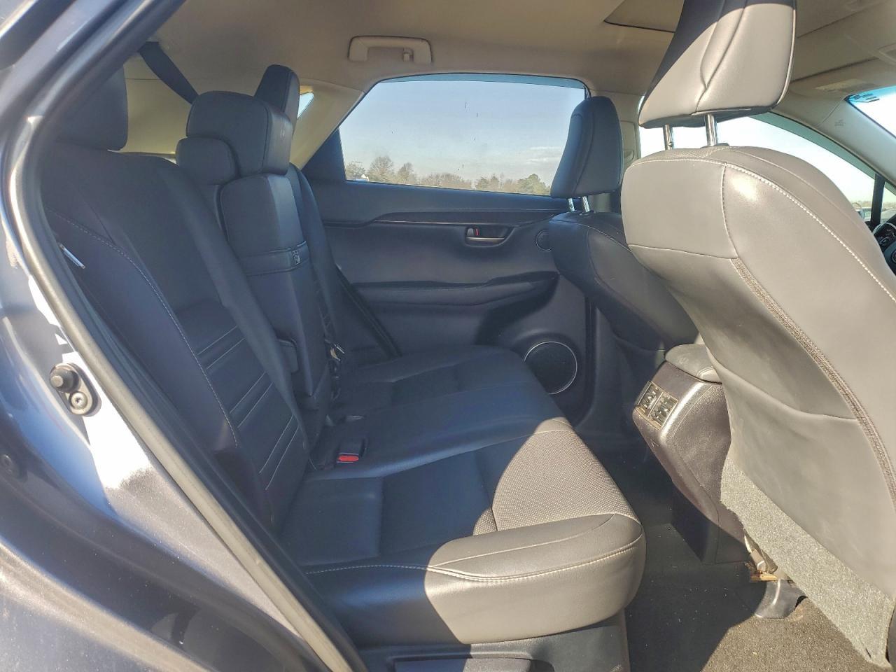 2016 LEXUS NX 200T