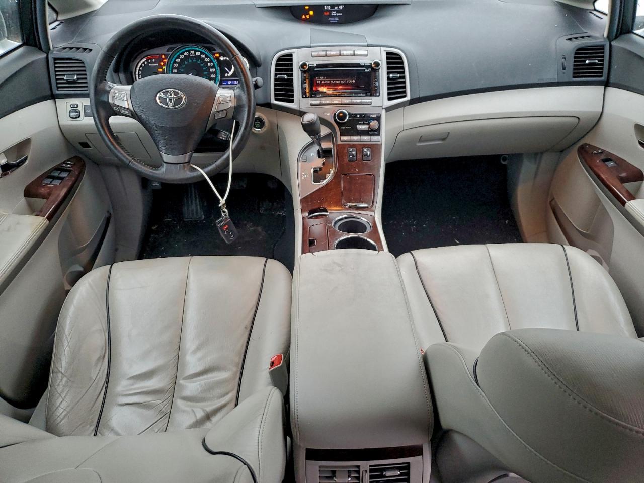 2011 TOYOTA VENZA