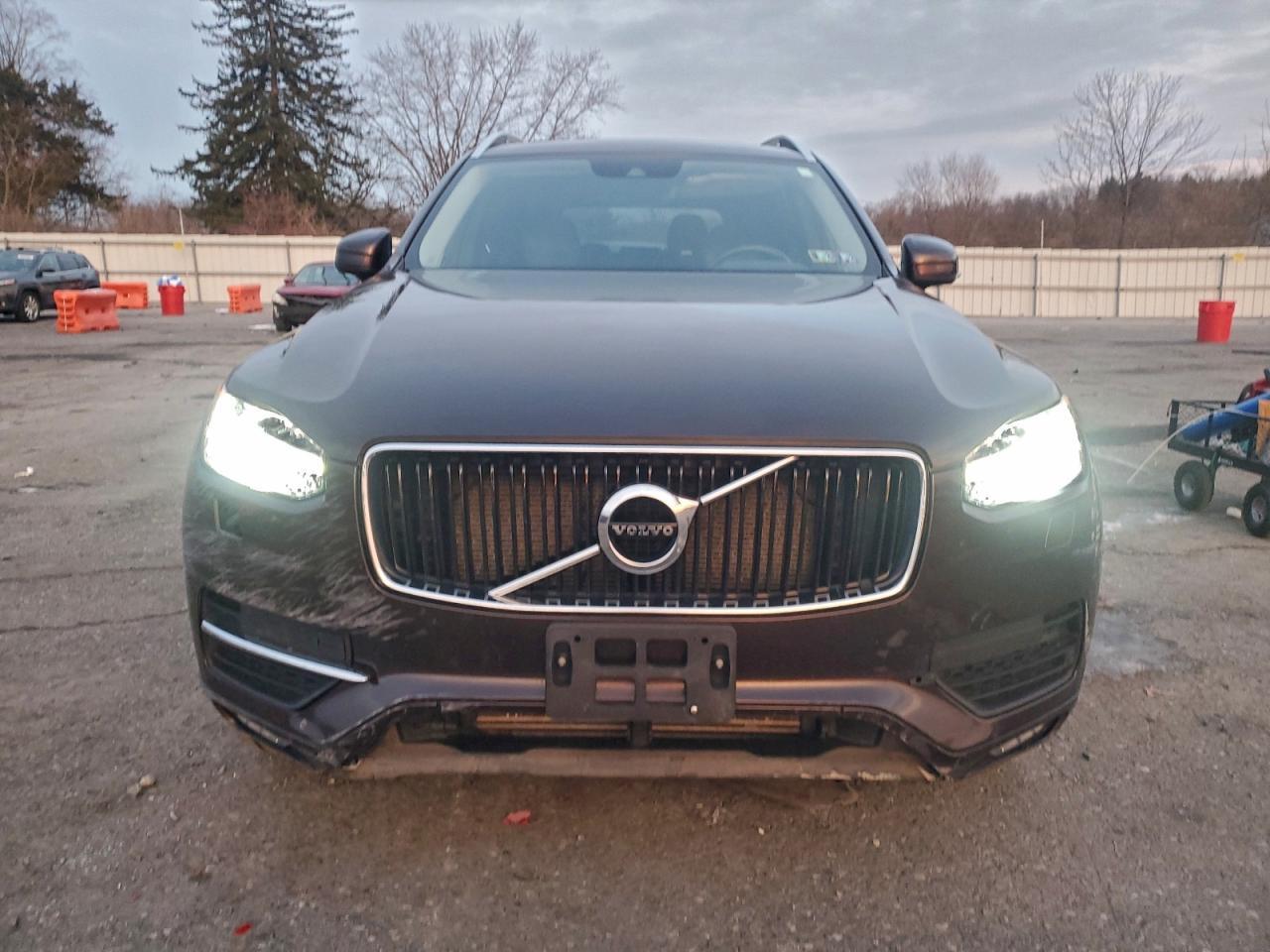 2018 VOLVO XC90