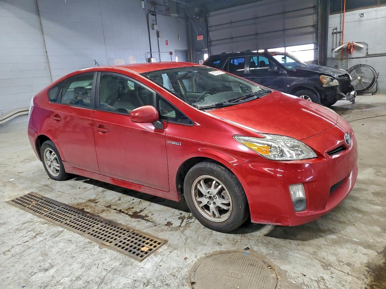 2011 TOYOTA PRIUS