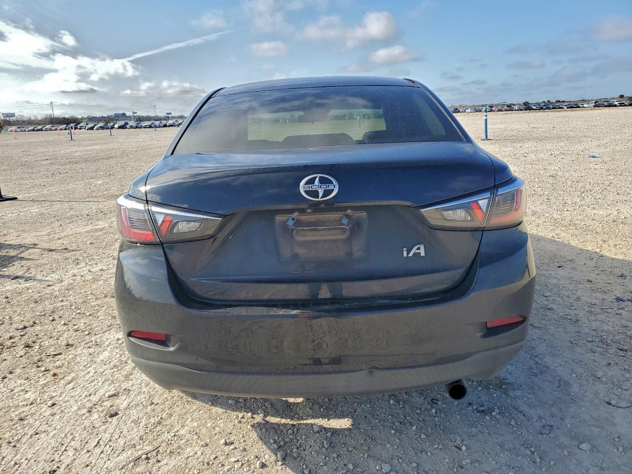 2016 TOYOTA SCION