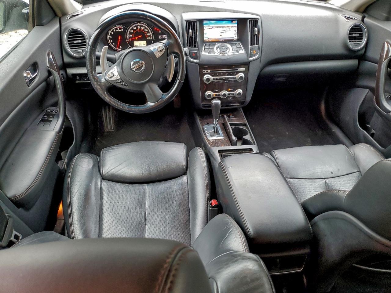 2012 NISSAN Maxima