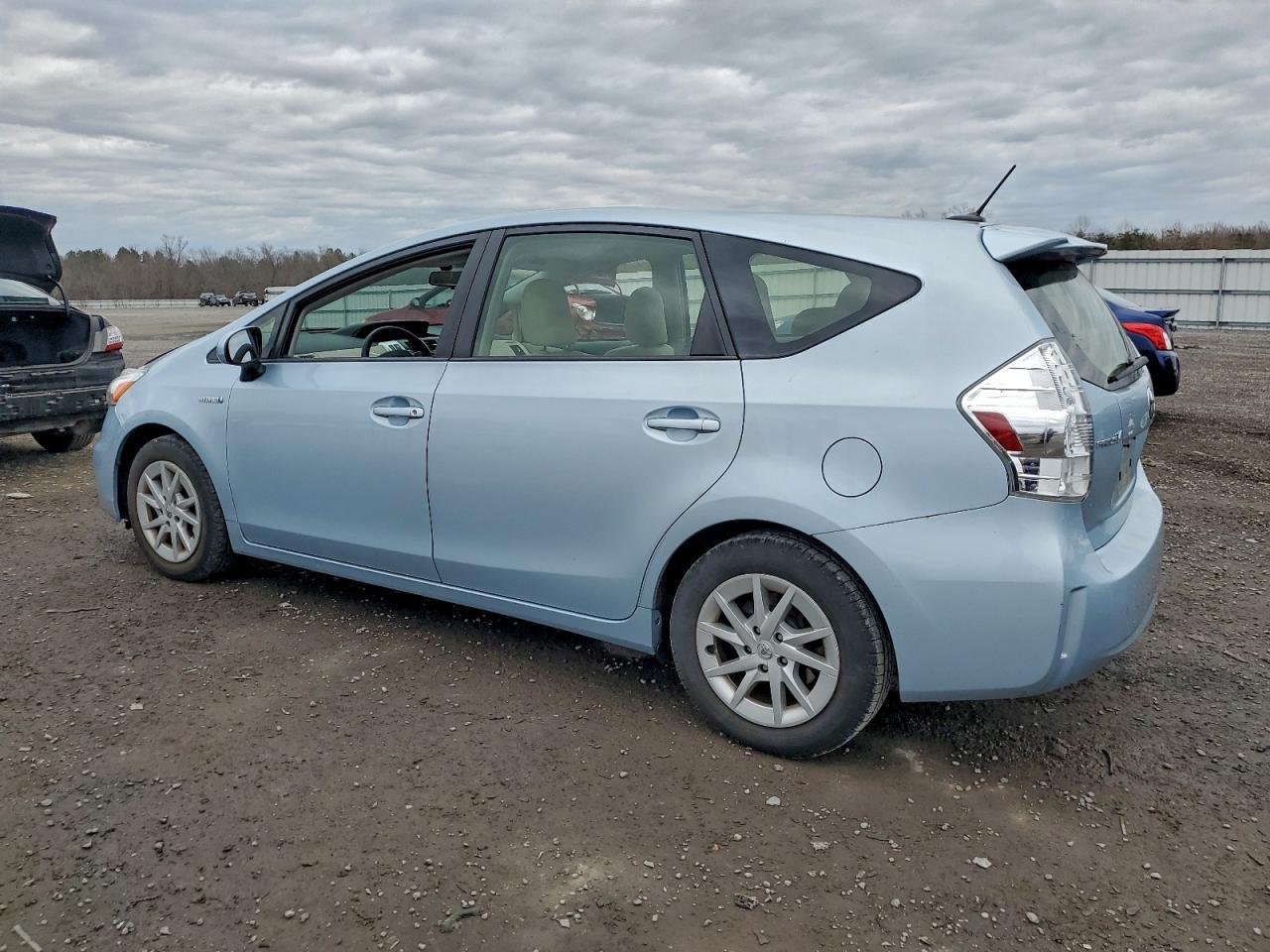 2012 TOYOTA PRIUS V