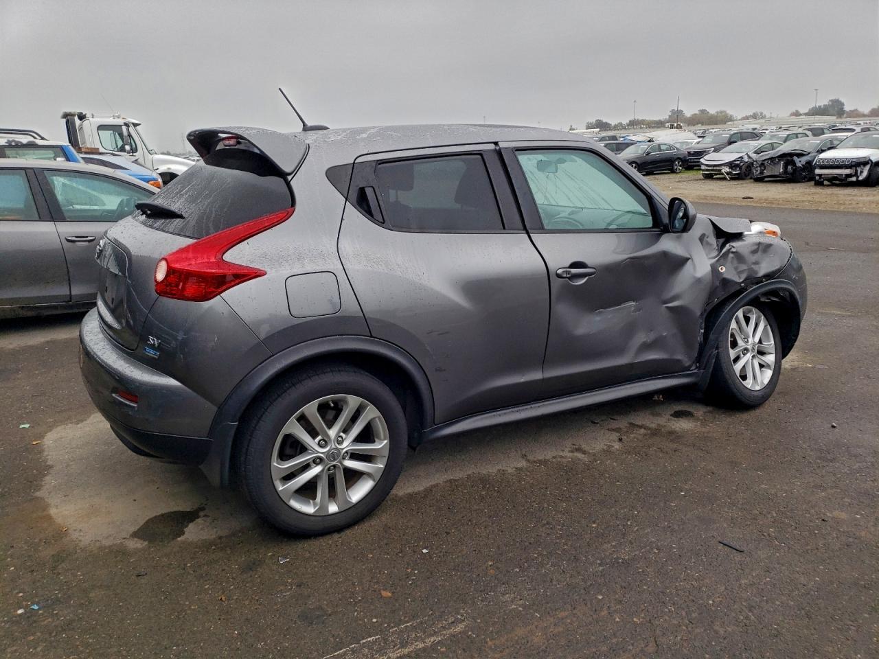 2014 NISSAN Juke