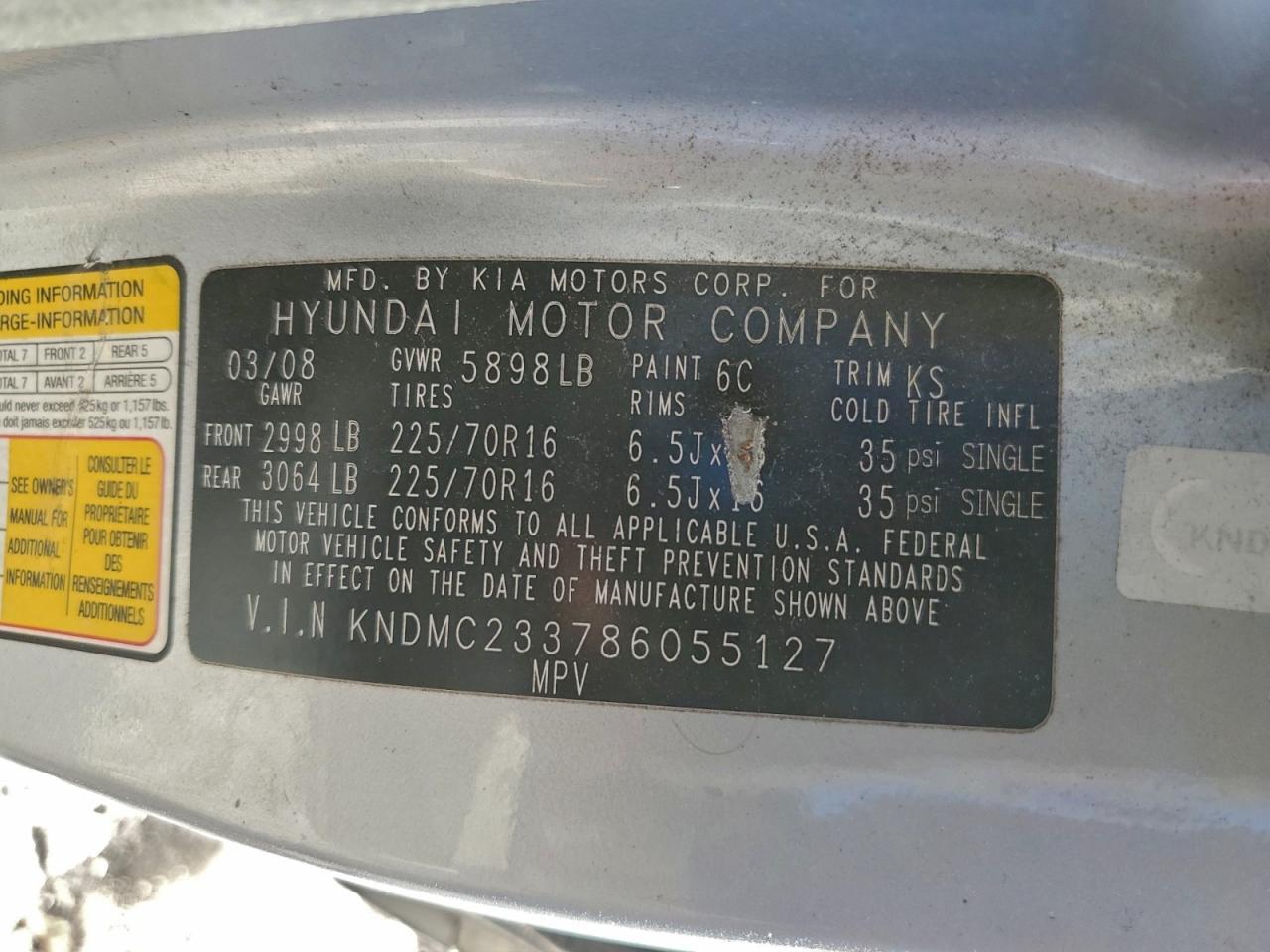2008 HYUNDAI Entourage