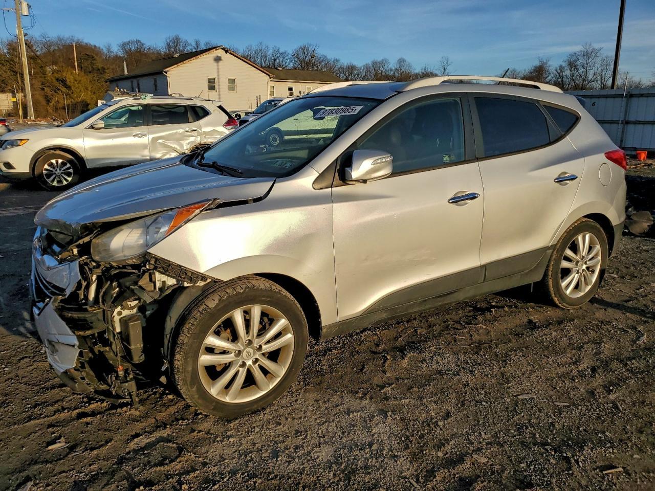 2011 HYUNDAI TUCSON