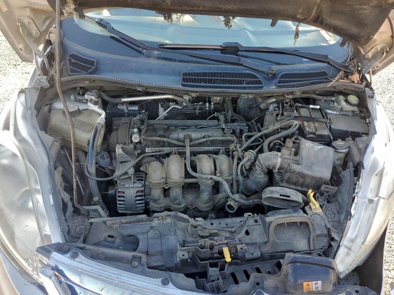 2013 FORD Fiesta