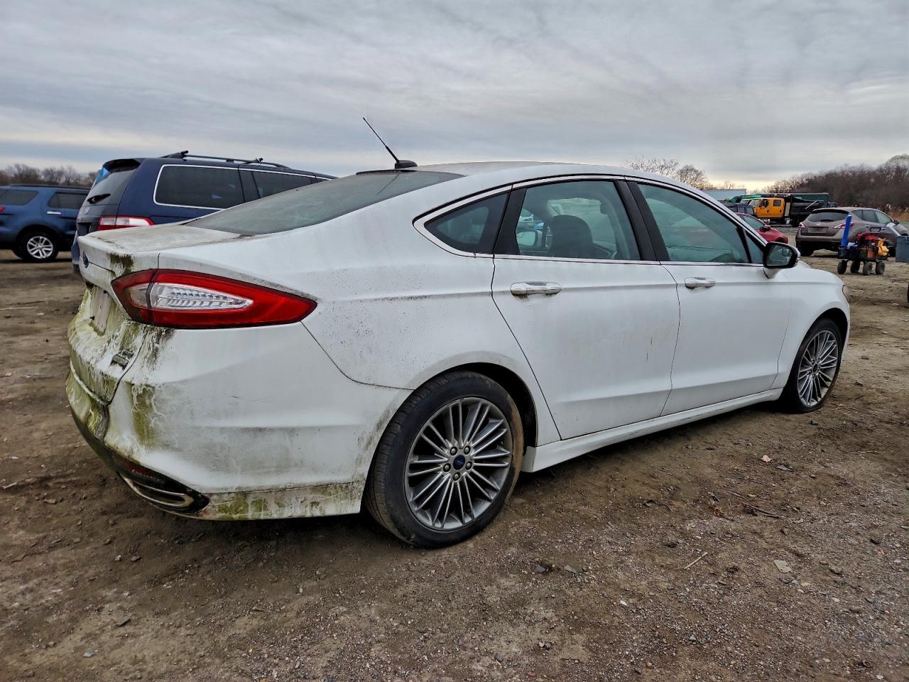 2013 FORD FUSION