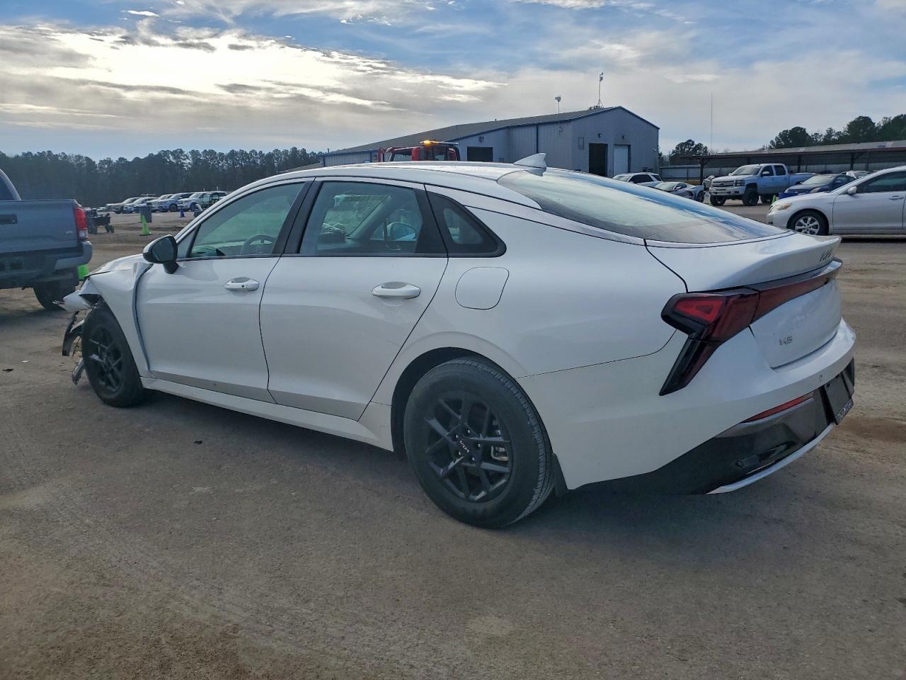 2025 KIA K5