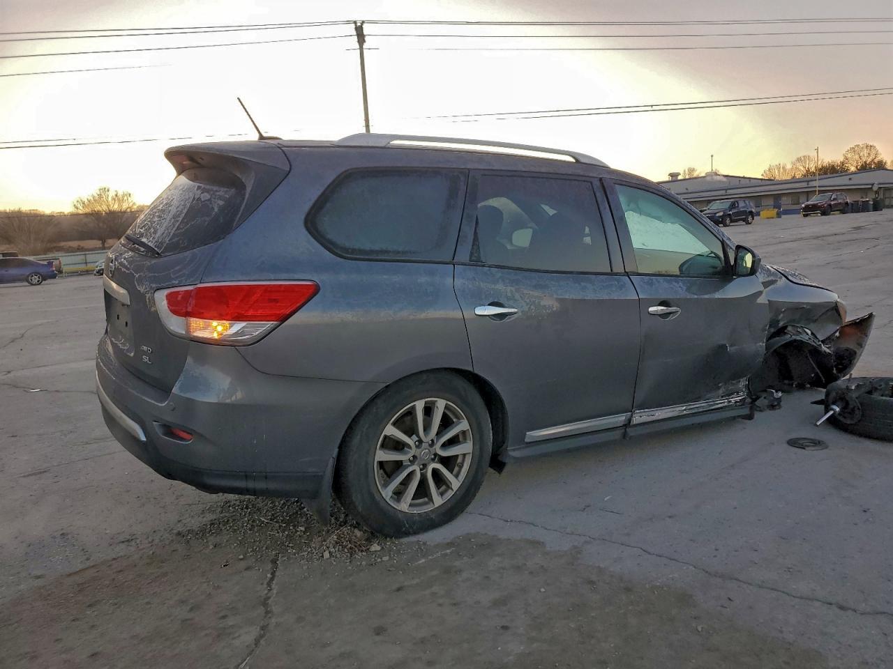 2015 NISSAN PATHFINDER