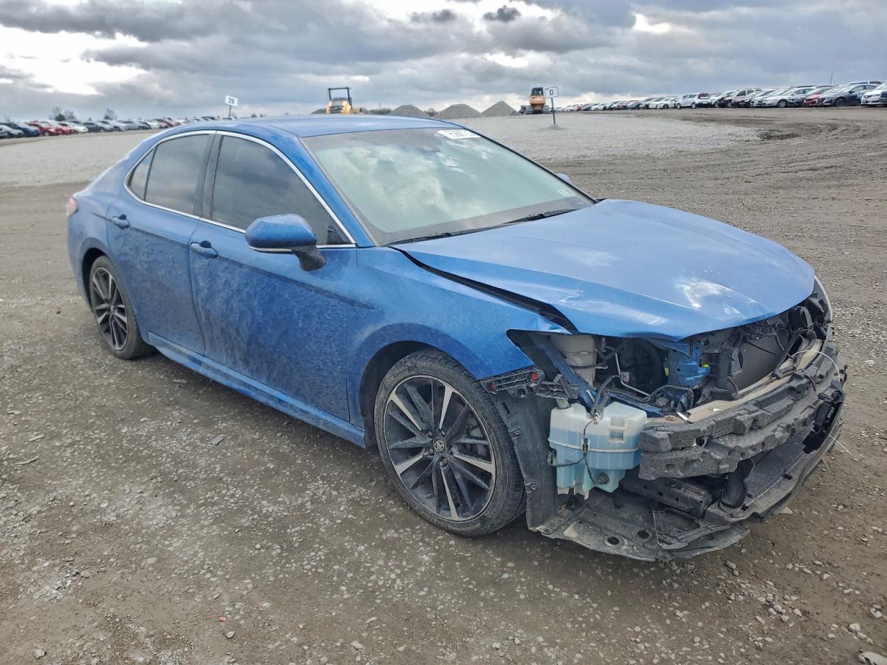 2018 TOYOTA CAMRY