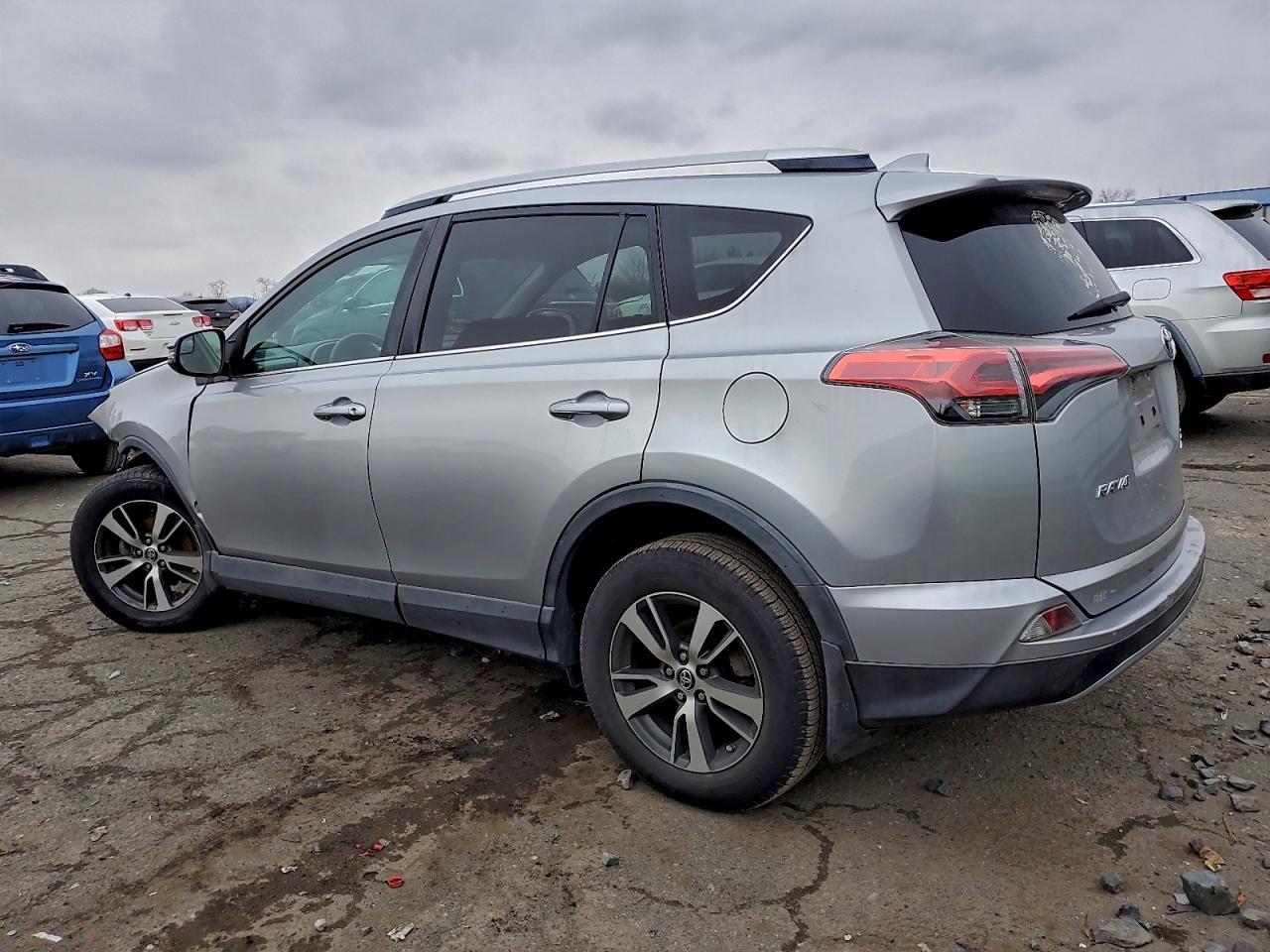 2016 TOYOTA RAV4