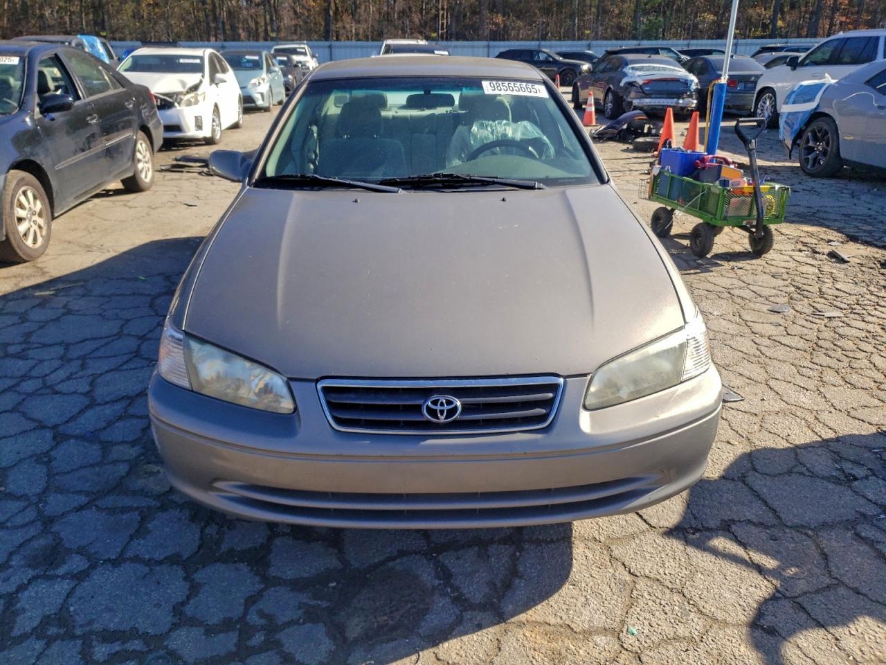 2001 TOYOTA CAMRY