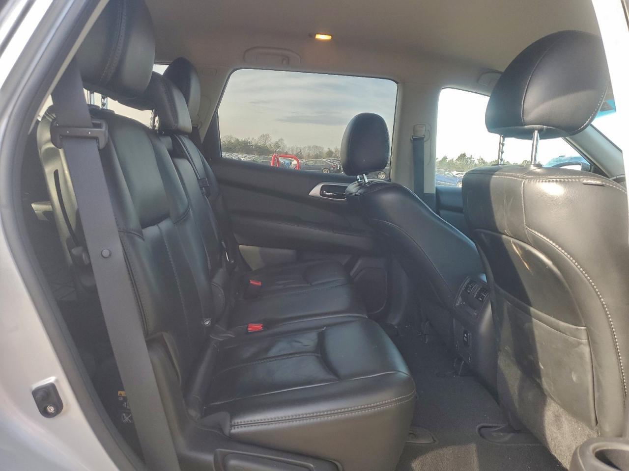 2015 NISSAN PATHFINDER